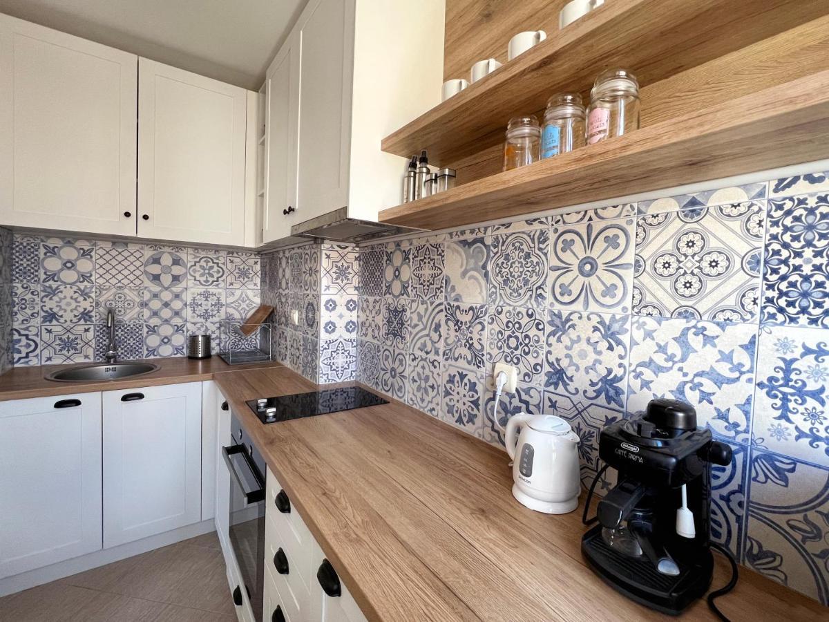 Lovely Apartment With Balcony In Pomorie Old Town By Flat Mаnаger Ngoại thất bức ảnh