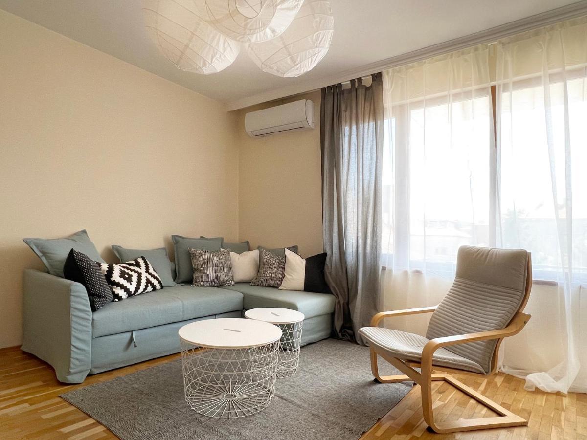 Lovely Apartment With Balcony In Pomorie Old Town By Flat Mаnаger Ngoại thất bức ảnh
